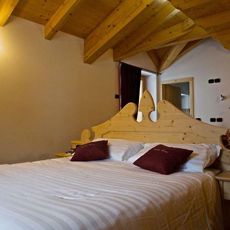 Abete Rosso Hotel Rabbi Luaran gambar